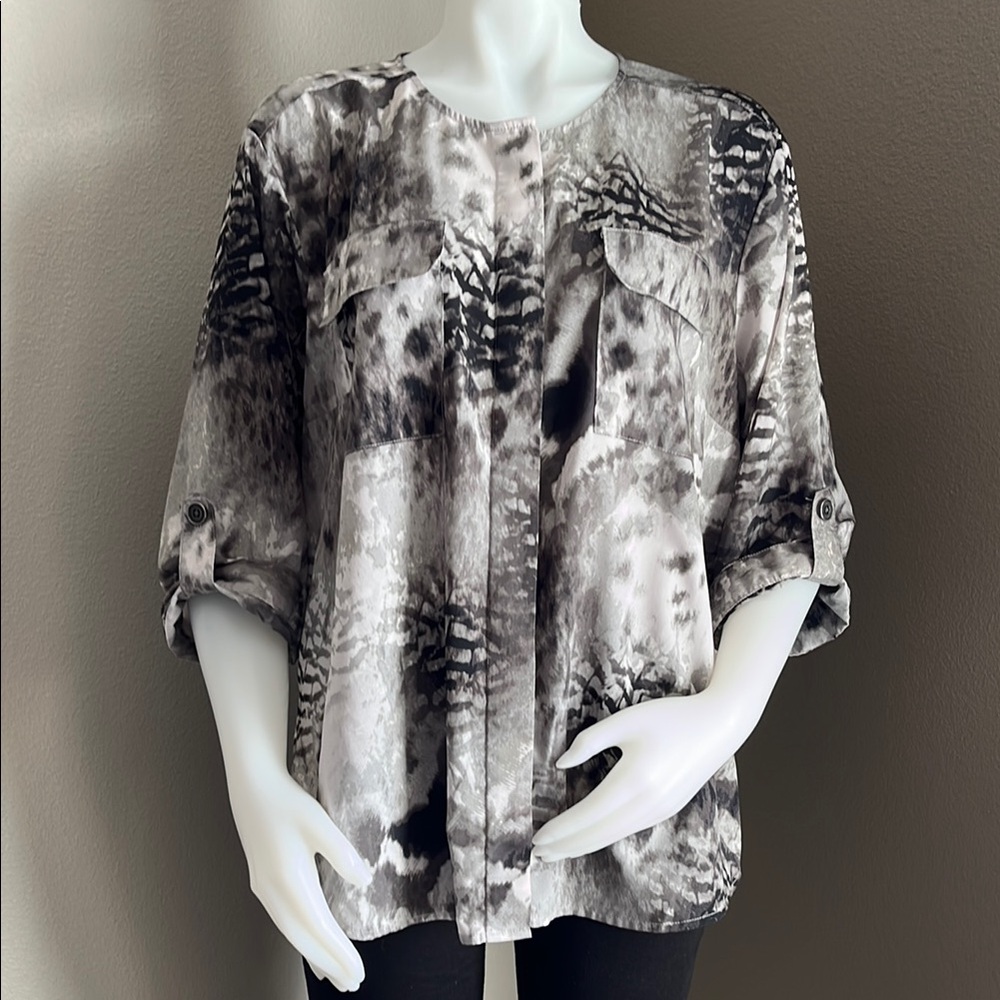 Beverly Drive Stylish Black and Gray Women's Animal Print Top